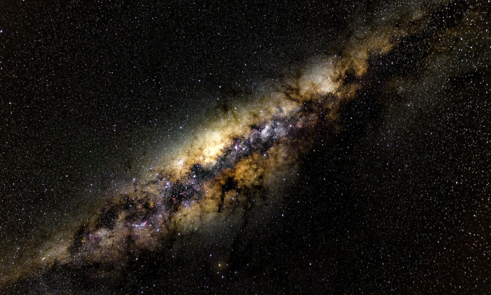 Săn ảnh milky way đà lạt trong đêm sương mù huyền ảo
