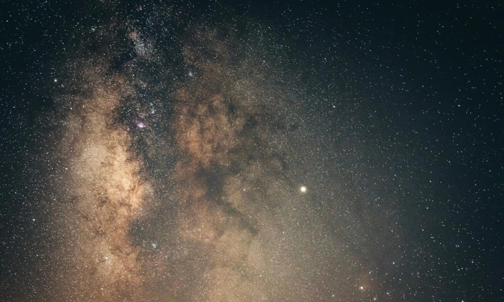 Chụp dải ngân hà bằng điện thoại chế độ chuyên nghiệp pro mode