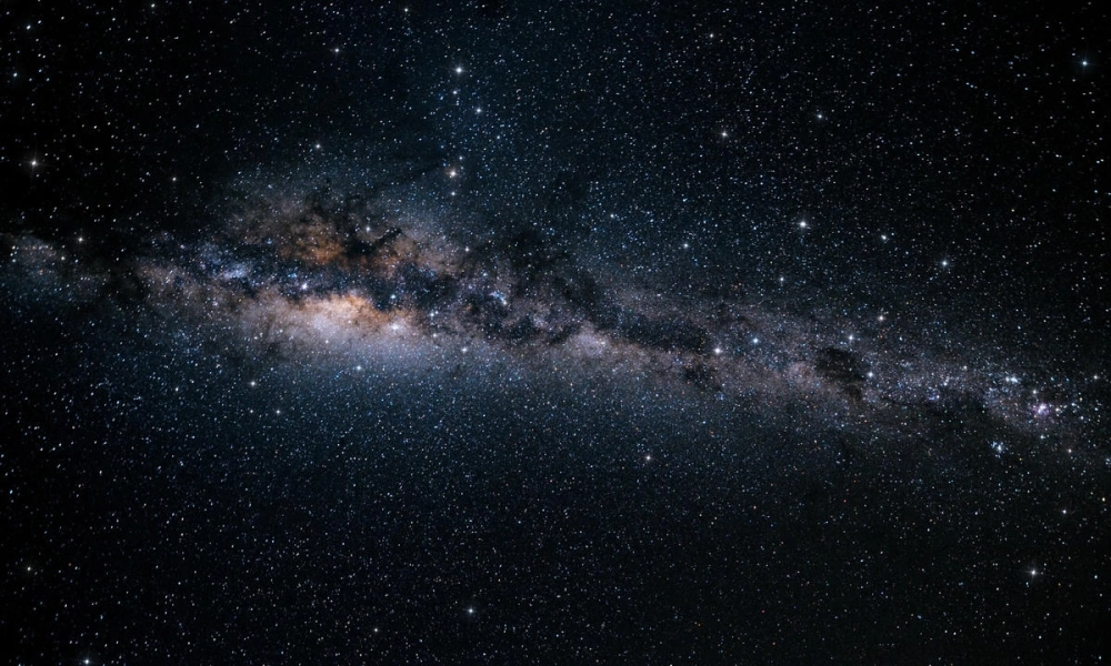 So sánh kích thước dải ngân hà tiên nữ và milky way