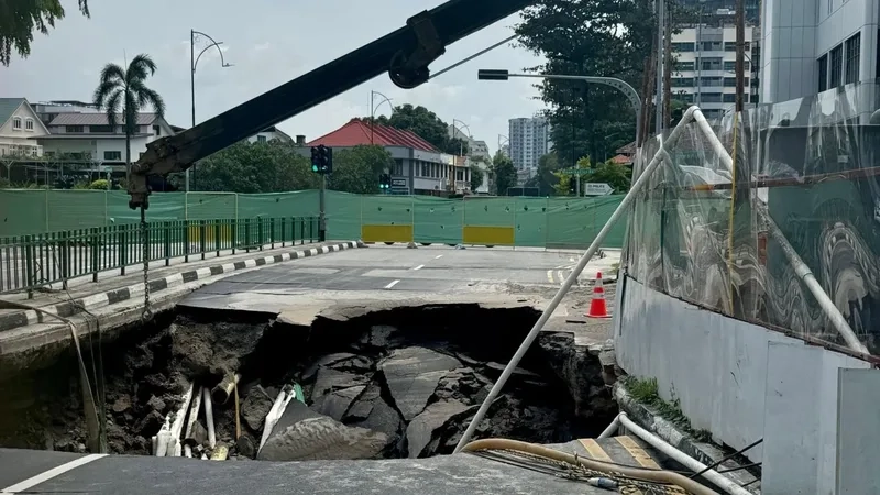 Bạn có biết hố sụt là gì và cách hình thành