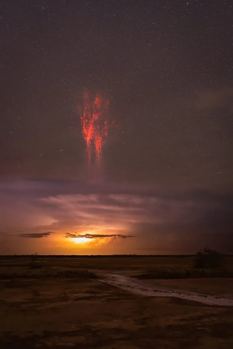 Cách chụp ảnh Red Sprites cần phơi sáng dài