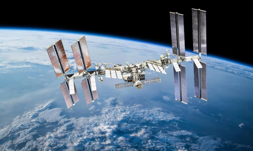 Giao diện xem video livestream từ trạm iss chất lượng cao