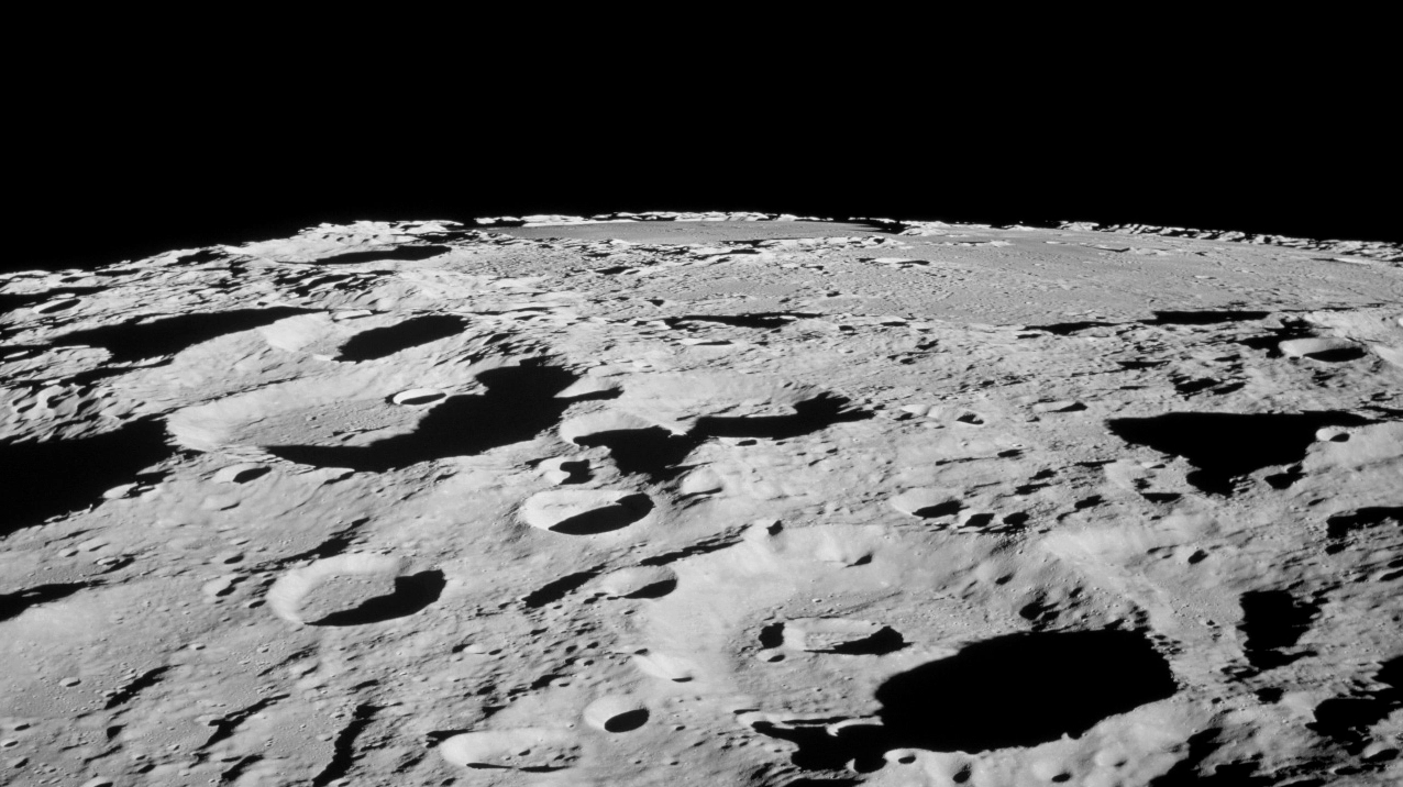 Nhà khoa học NASA cho biết sự sống có thể đã tồn tại trên Mặt Trăng